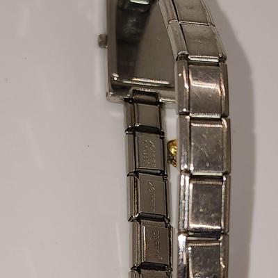 LOT 91:: Watch Lot- untested