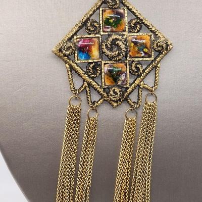 LOT 97:: Large LOT of Vintage Fashion Necklaces