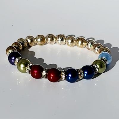 LOT 101:: New Sterling Silver Pearl and Crystal Necklace and Bracelet Set