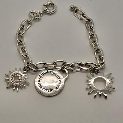 LOT 104:: Vintage 18" L Goldtone Collar Necklace and 7" L Bracelet Set and 2 more bracelets