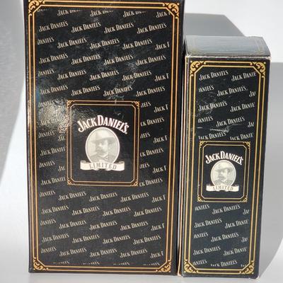 LOT:: New in box Jack Daniel's Crystal Bottle Stopper and Whiskey Barrel Pourer