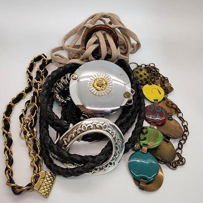 LOT 122:: Ladies Belt Lot