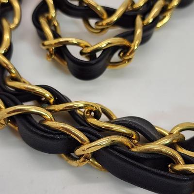 LOT 122:: Ladies Belt Lot