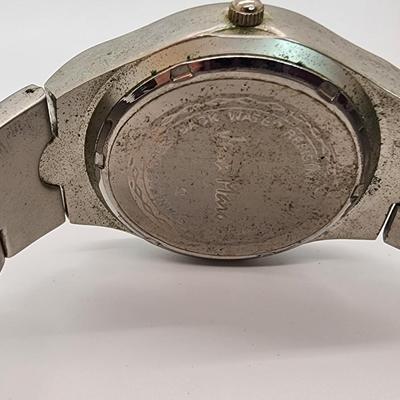 LOT 123:: Large Watch Lot- Untested