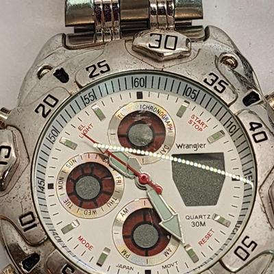 LOT 123:: Large Watch Lot- Untested