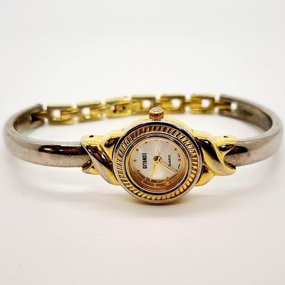 LOT 124:: Large Lot of Watches-Untested