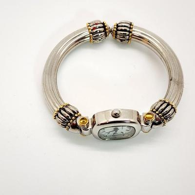 LOT 124:: Large Lot of Watches-Untested