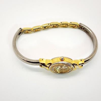 LOT 124:: Large Lot of Watches-Untested