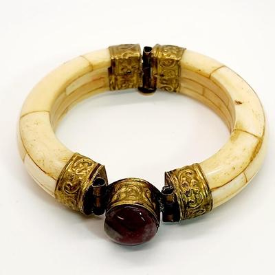 LOT 126:: Vintage Bone & Brass Bohemian Bracelet. Made in India in 1950’s, Genuine Stone.