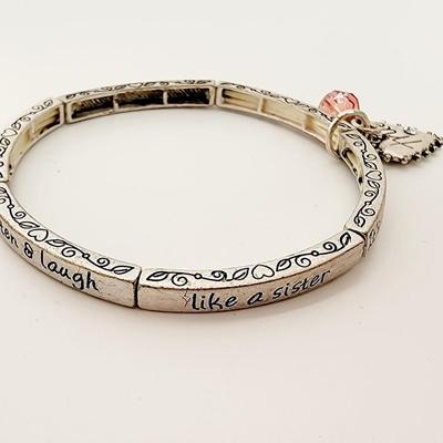LOT 130:: Bracelet Lot