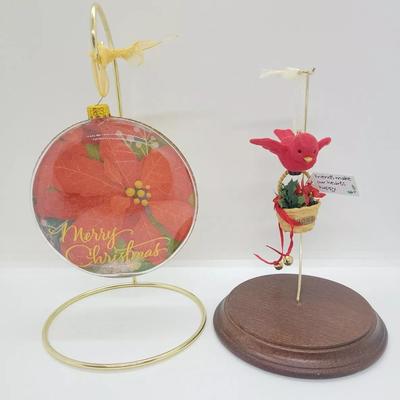 LOT:: 137 Hallmark Ornaments