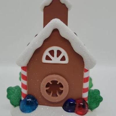 LOT:: 141 Hallmark Ornaments