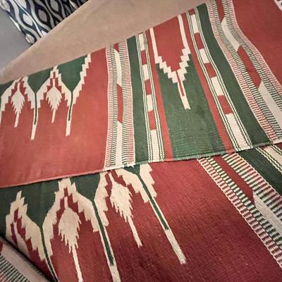 Lot 465 Navajo Blanket