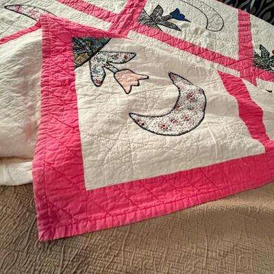 Lot 469 Tulip & Crescent Quilt