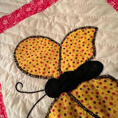 Lot 470 Butterfly Quilt