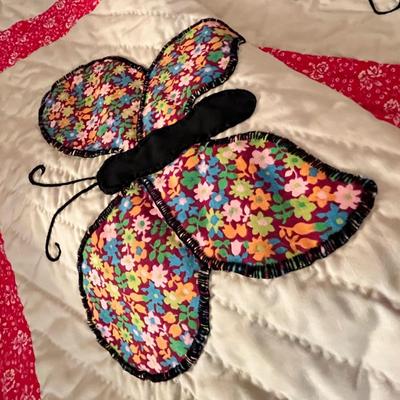Lot 470 Butterfly Quilt