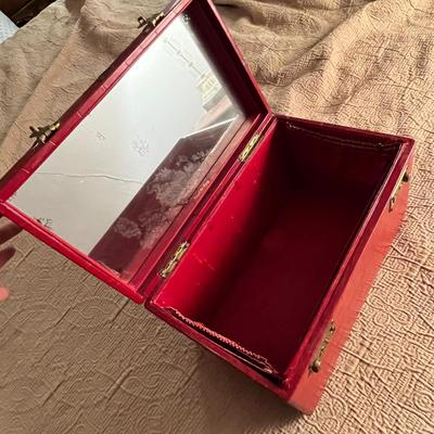 Lot 473 Marshall Fields Vintage makup suitcase