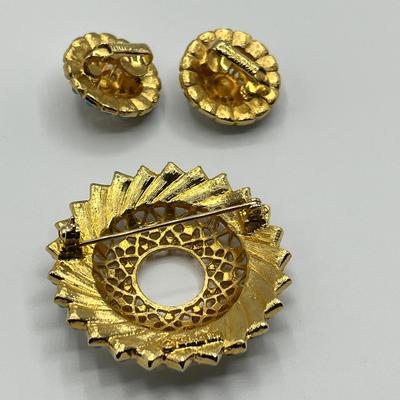 Lot 476 Sarah Coventry Set