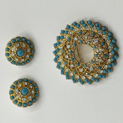 Lot 476 Sarah Coventry Set