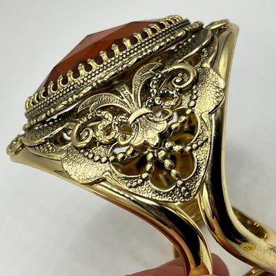 Lot 478 Massive Whiting & Davis Bracelet