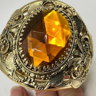 Lot 478 Massive Whiting & Davis Bracelet