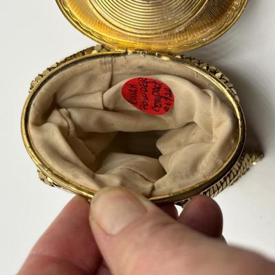 Lot 481 Whiting & Davis Compact bag