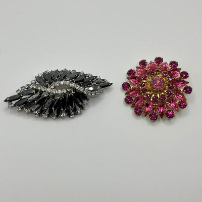 Lot 484 Juliana Brooches