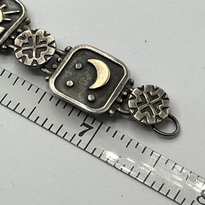 Lot 490 Gorgeous storybook bracelet