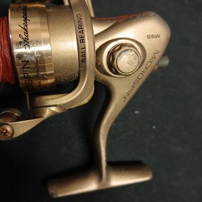 Five Open face fishing reels with fishing string