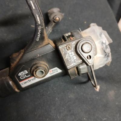 Five Open face fishing reels with fishing string