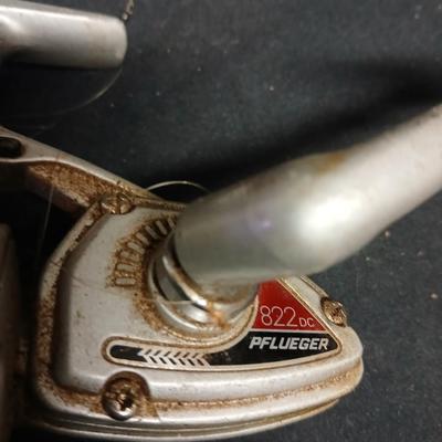 Five Open face fishing reels with fishing string