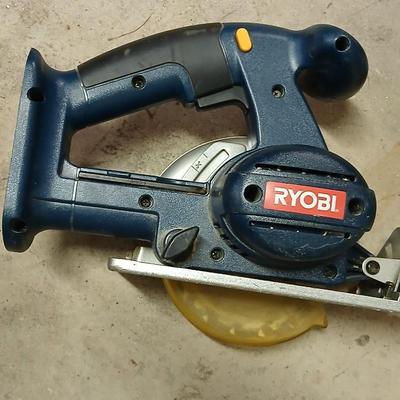 Ryobi Power tool set, with 2 batteries and charger, Drill, flashlight, and circular saw