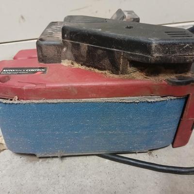 Two Electric Skill sanders - Belt sander and palm sander
