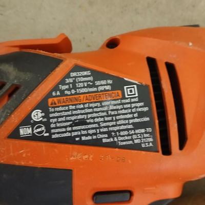 Black and Decker electric drill and a drill master heat gun