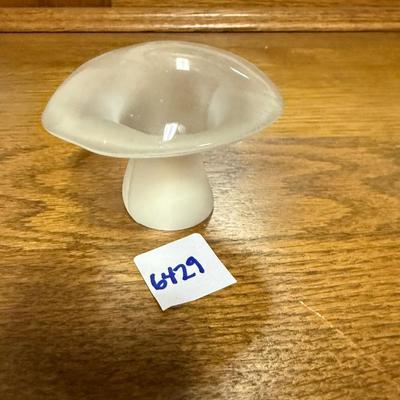 MCM Viking glass mushroom-satin 3”