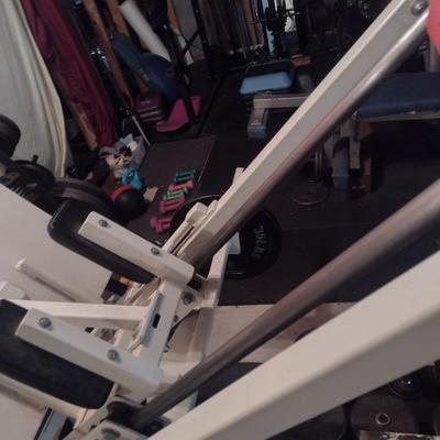 Fitness Research Leg Press Machine