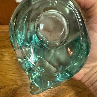 Indiana glass sleeping cat green
