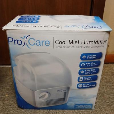 Multi speed oscillating fan with Pro care Cool mist humidifier