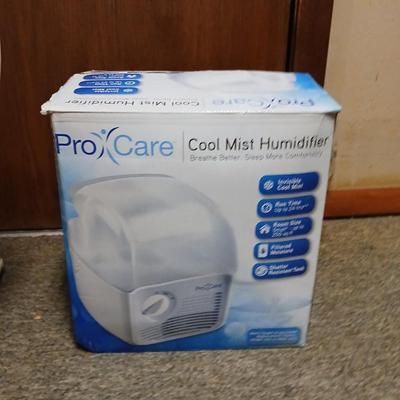 Multi speed oscillating fan with Pro care Cool mist humidifier