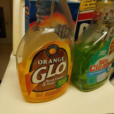 Cleaning supplies - partially full to mostly full cleaners