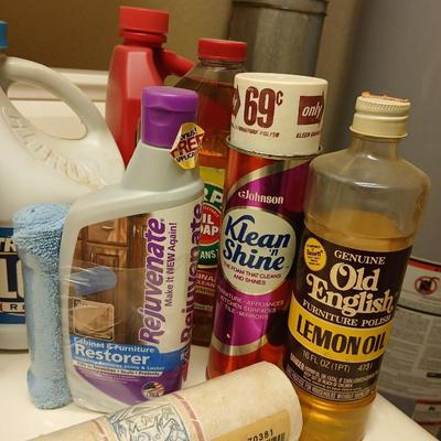 Cleaning supplies - partially full to mostly full cleaners