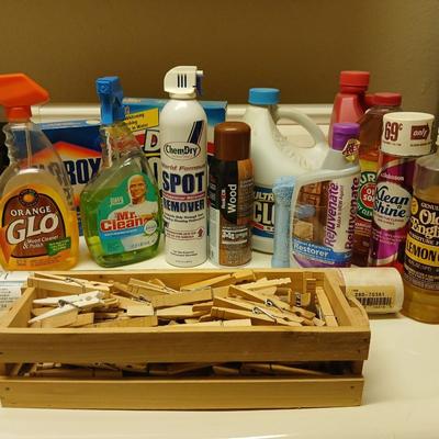 Cleaning supplies - partially full to mostly full cleaners