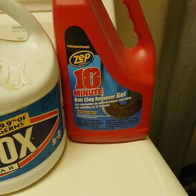 Cleaning supplies - partially full to mostly full cleaners