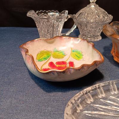 SERVING PIECES