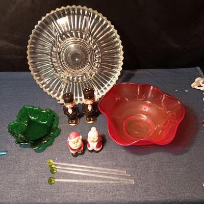 HOLIDAY SERVING DISHES AND SALT PEPPER SHAKERS