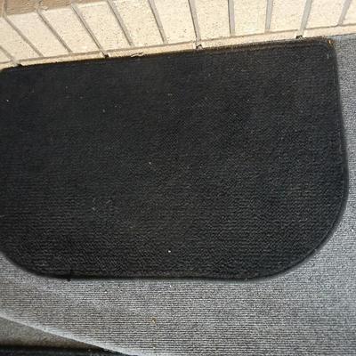 Area rug and throw rug