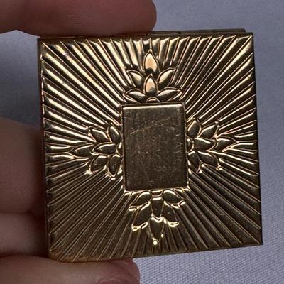 Vintage Compacts and Wallets (ST-DZ)