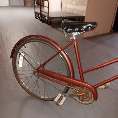 VINTAGE WOMEN'S BIKE