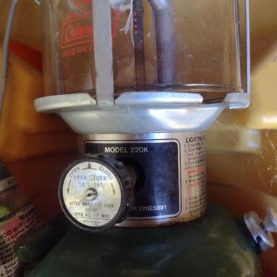 Coleman Camp Lantern Model 220K with Carry Case
