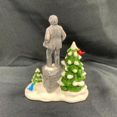 Lot 4 | Village Statue of Mark Twain